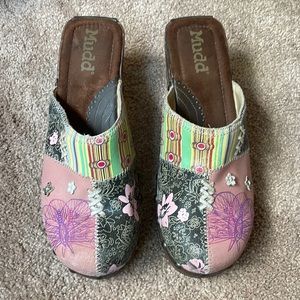 Mudd Patchwork Clogs